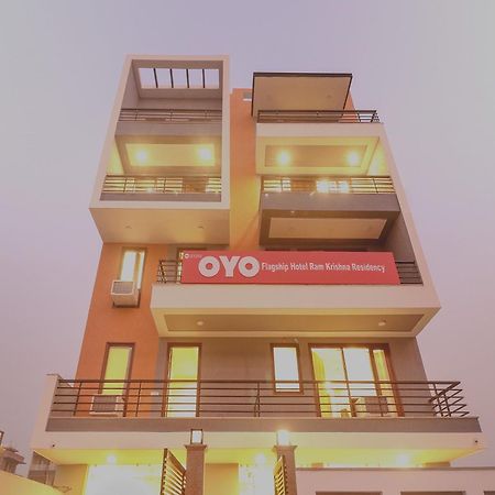 Super Hotel O Comfort Residency Near Artemis Hospital Gurgaon Ngoại thất bức ảnh